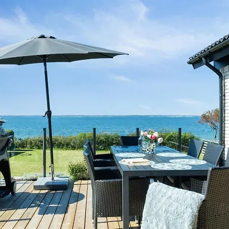Jovana - 40m From The Sea By Interhome Holiday home *